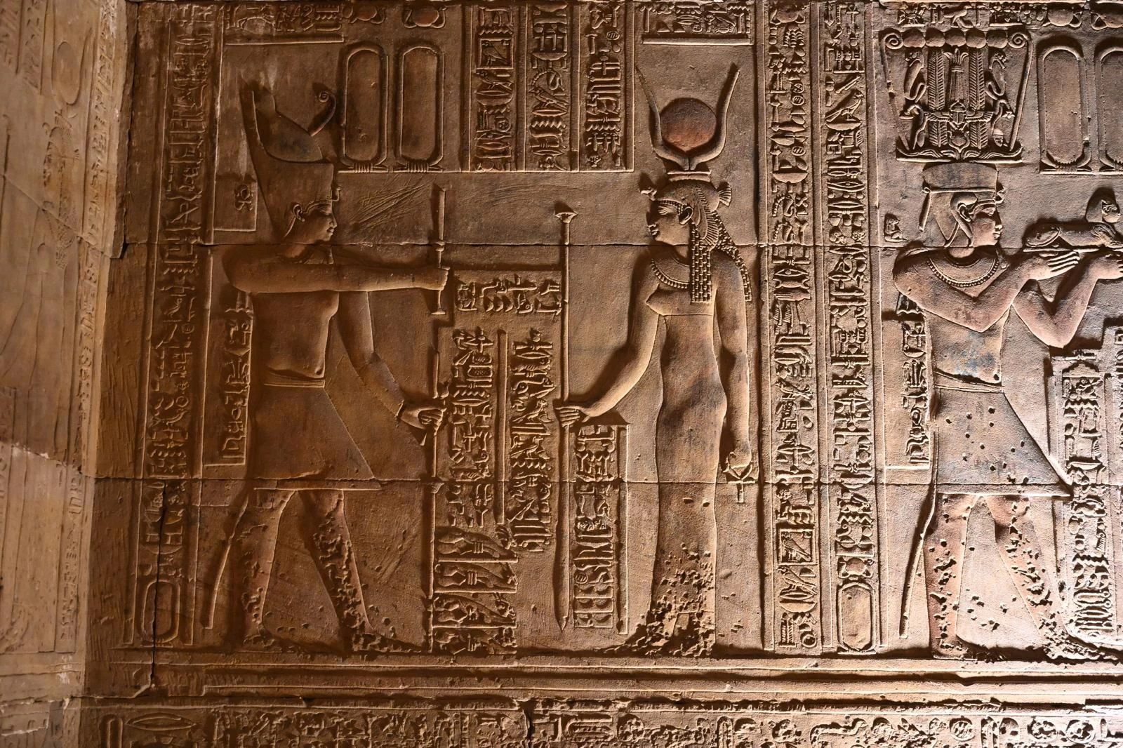 1-Day Dendera Temple Discovery Tour